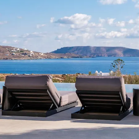 Amnos Mykonos - A Blue Eye Collection Willa Kalafati