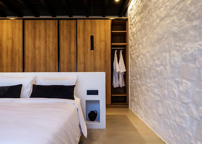 Amnos Mykonos - A Blue Eye Collection * Kalafatis