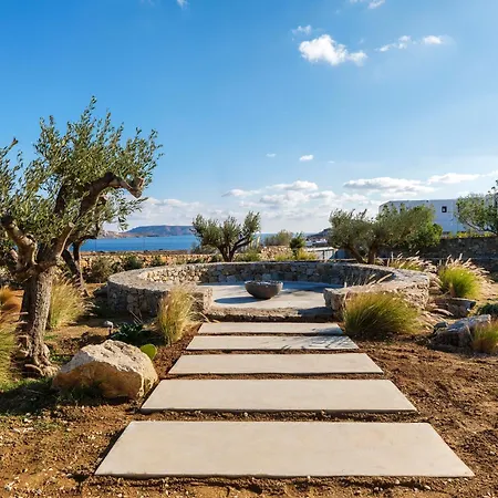 Amnos Mykonos - A Blue Eye Collection كالافاتيس