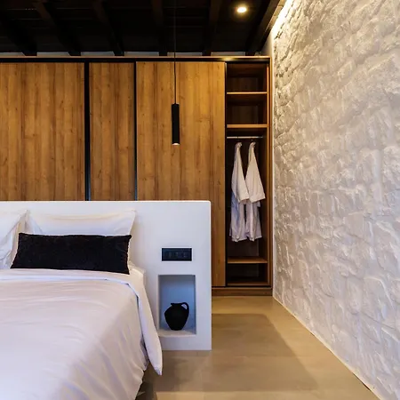 Amnos Mykonos - A Blue Eye Collection * Kalafatis