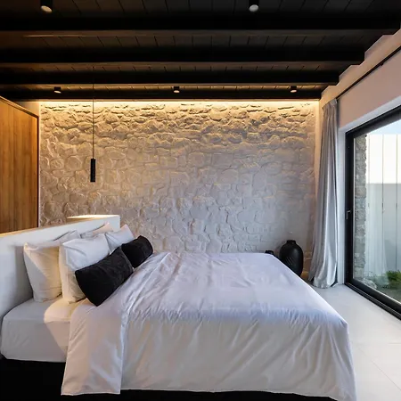 Amnos Mykonos - A Blue Eye Collection