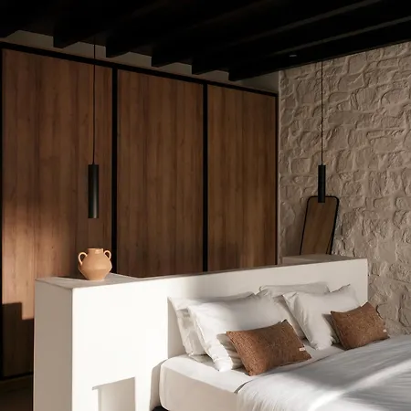 Amnos Mykonos - A Blue Eye Collection *