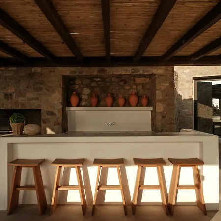 Amnos Mykonos - A Blue Eye Collection كالافاتيس
