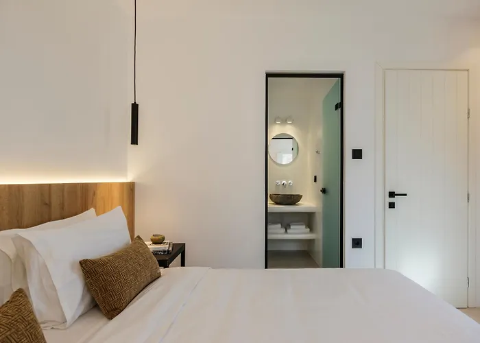 Amnos Mykonos - A Blue Eye Collection Villa *