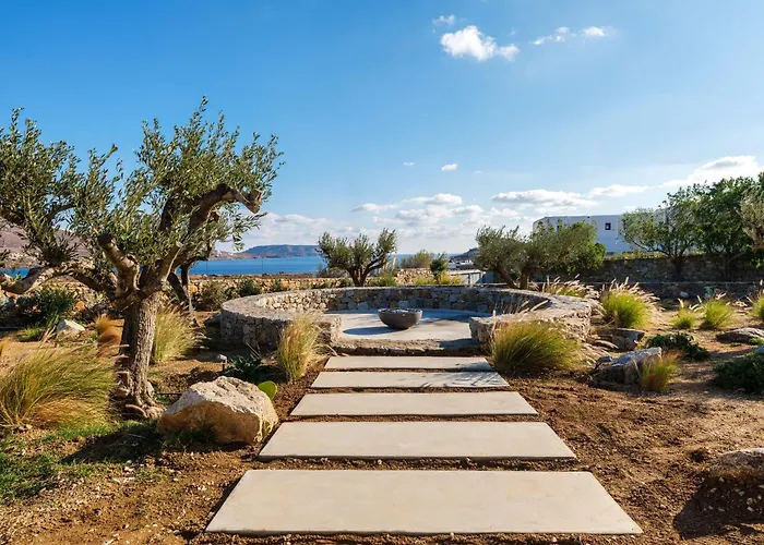 Amnos Mykonos - A Blue Eye Collection קלפטיס