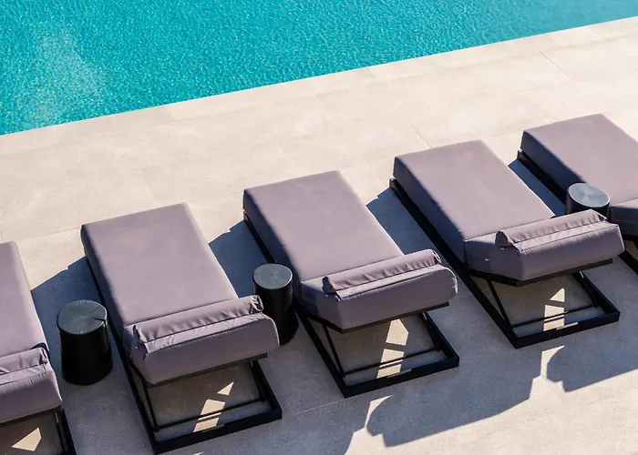 Amnos Mykonos - A Blue Eye Collection * Kalafati