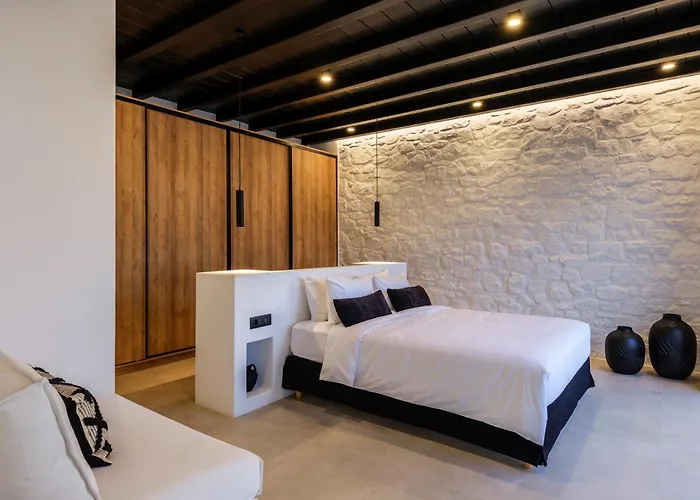 Amnos Mykonos - A Blue Eye Collection