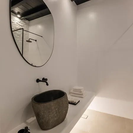 Amnos Mykonos - A Blue Eye Collection Villa *